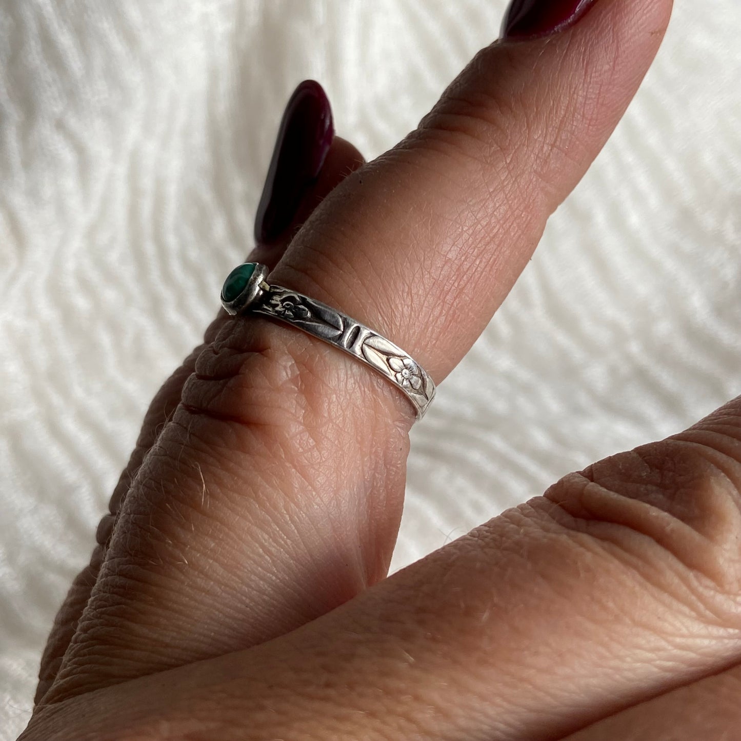 Sterling Silver Ring - R65 Size - 6.5
