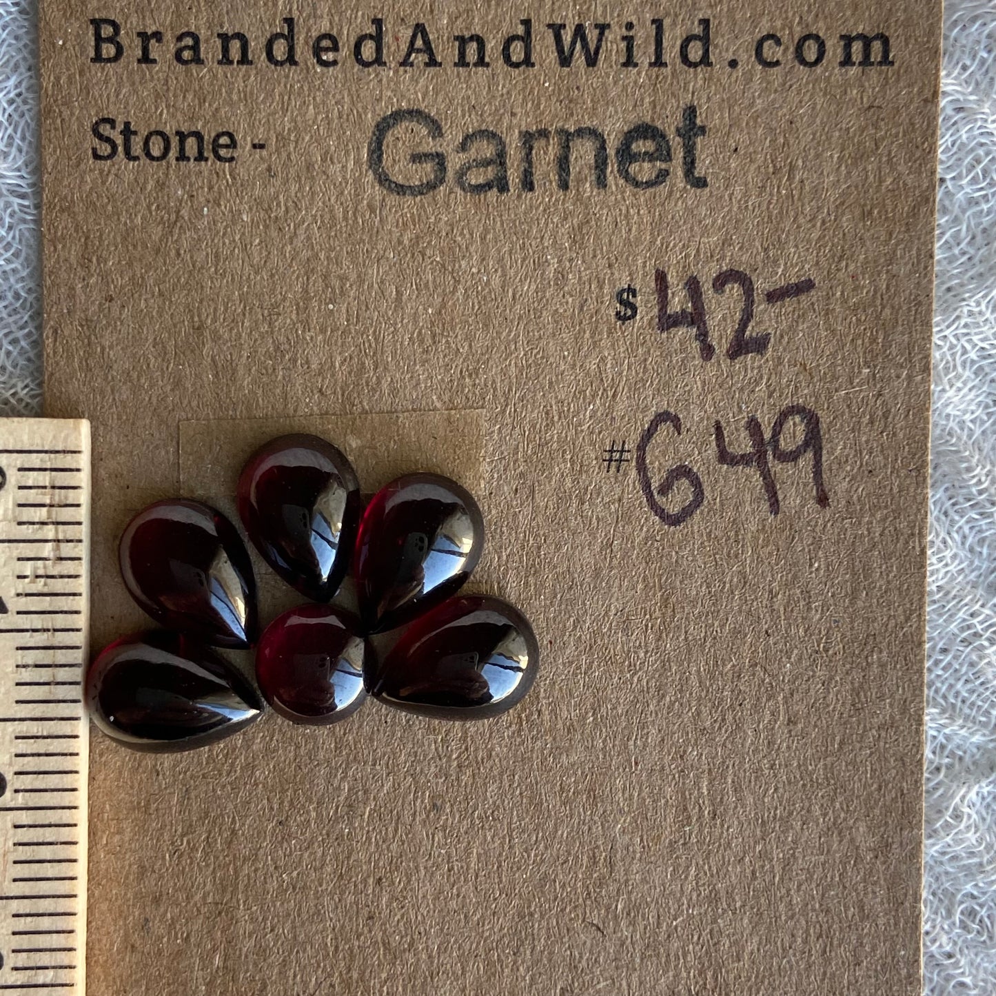Garnet Cabochon - G49