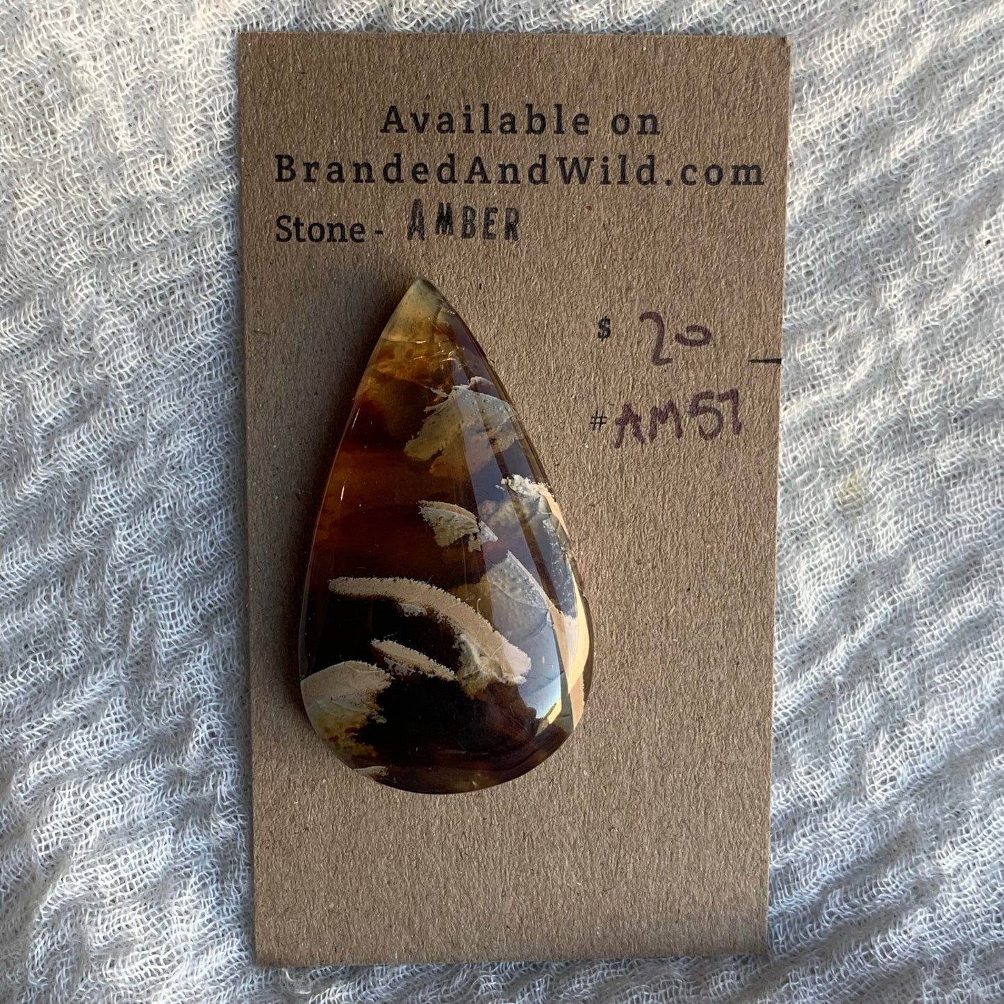 Amber Cabochon AM57