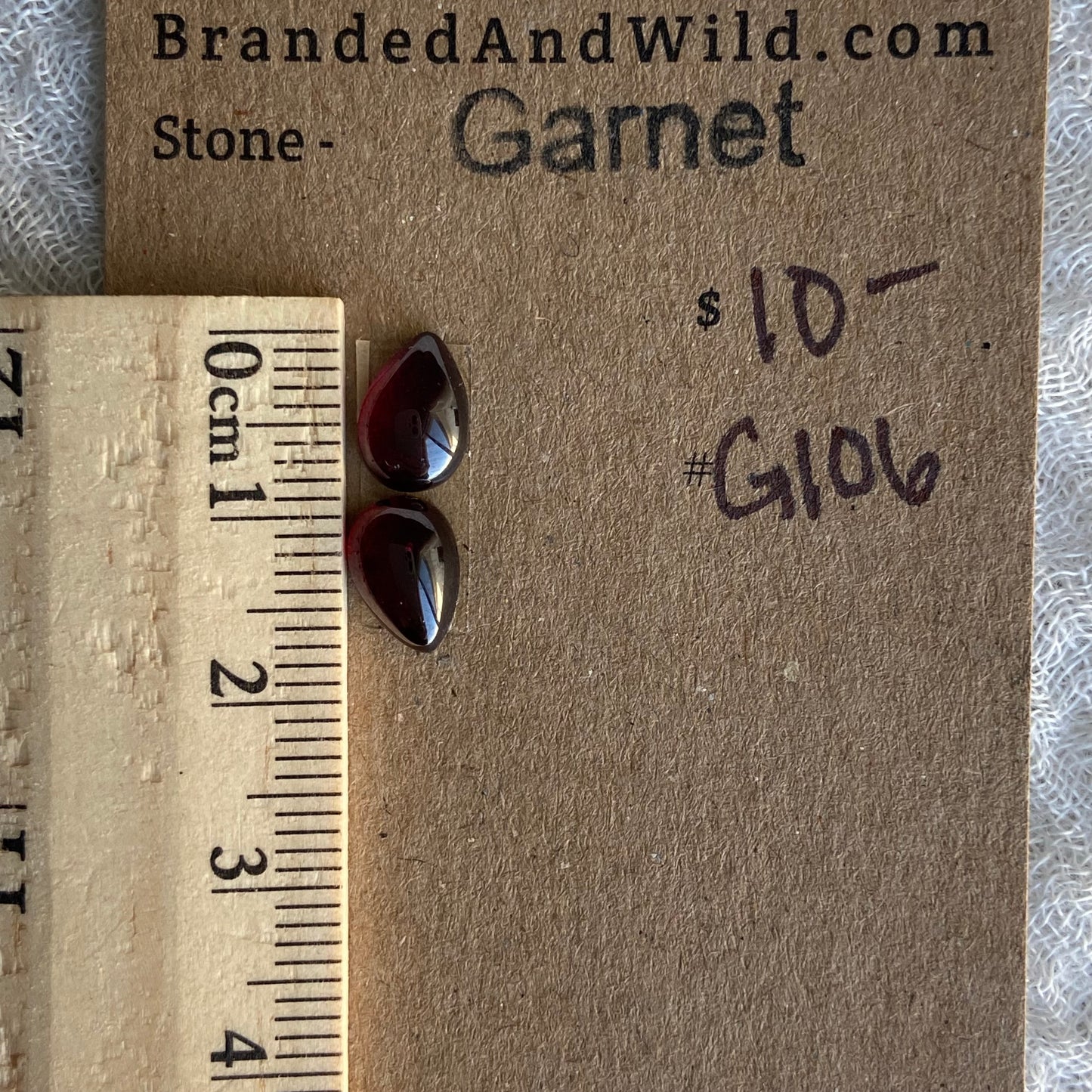 Garnet Cabochon - G106