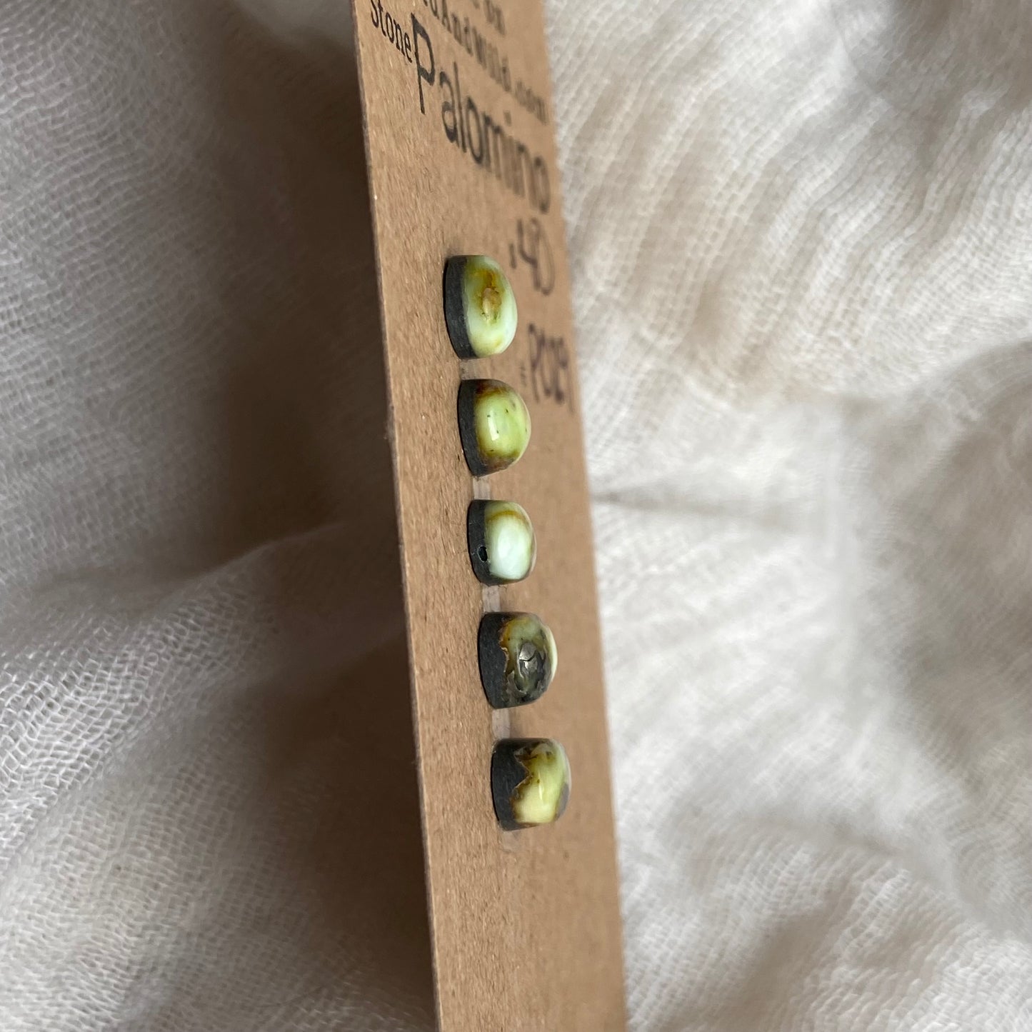 Palomino Cabochon - P029