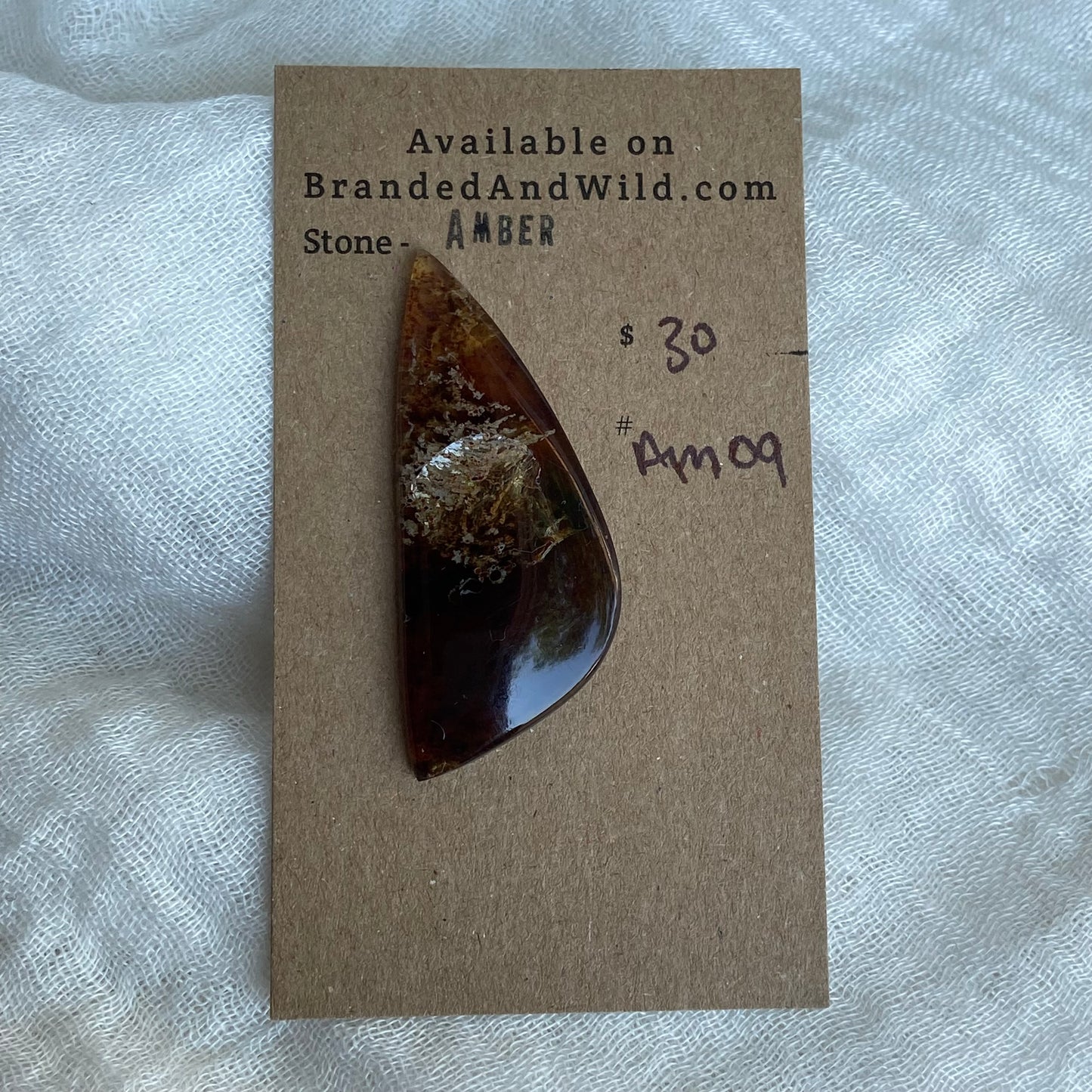 Amber Cabochon AM09