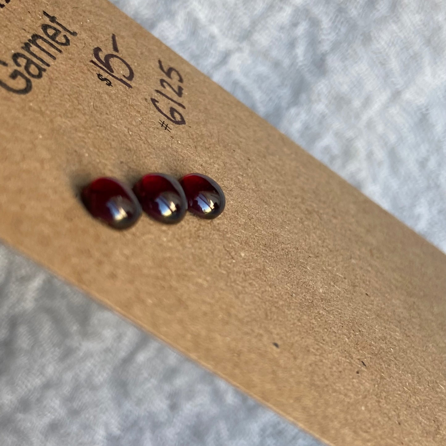 Garnet Cabochon - G125