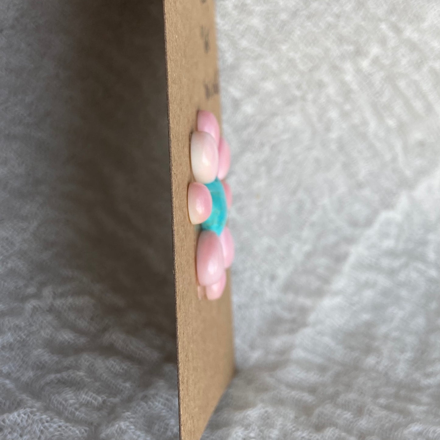Pink Conch - Kingman Turquoise Cabochon - MIX68