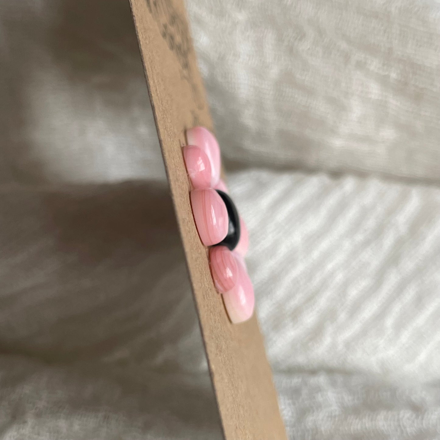 Black Onyx / Pink Conch Cabochon - MIX89 3167900F-2340-4286-AC02-7EA69107ACE7 Brandedandwild.com