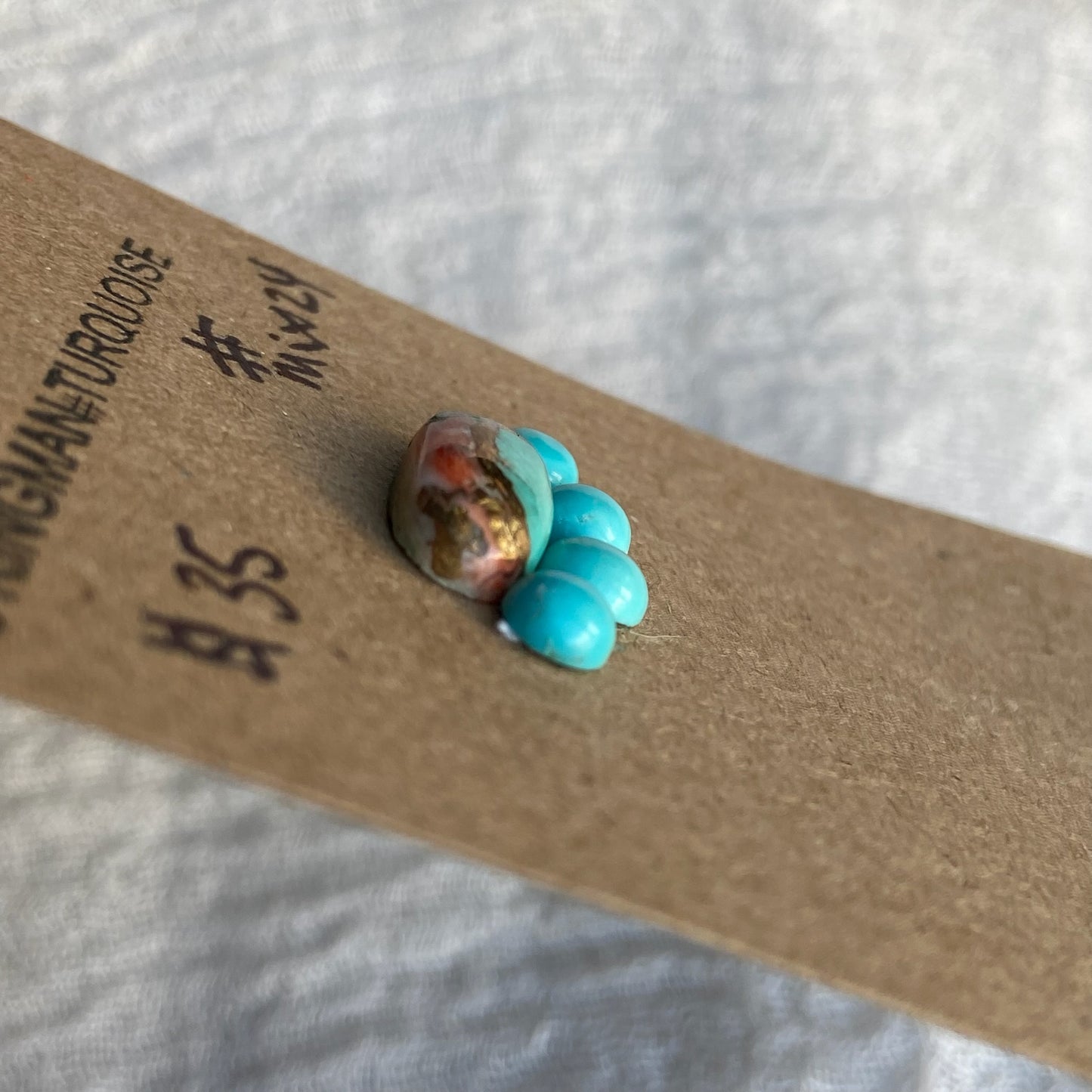 Kingman / Oyster Shell Cabochon - Mix24