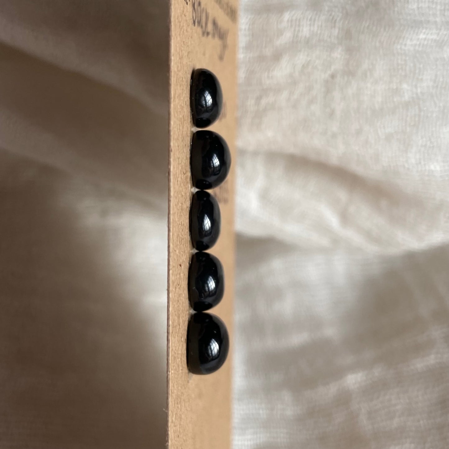 Black Onyx - Cabochon - BO13