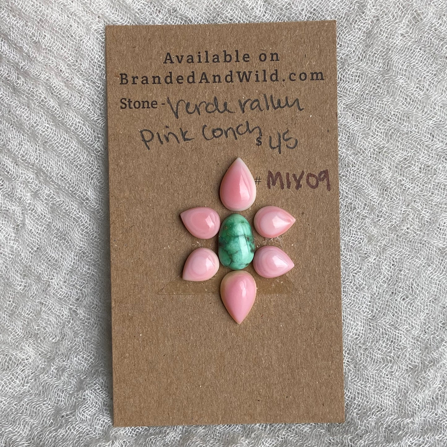 Verde Valley / Pink Conch Cabochon - Mix09
