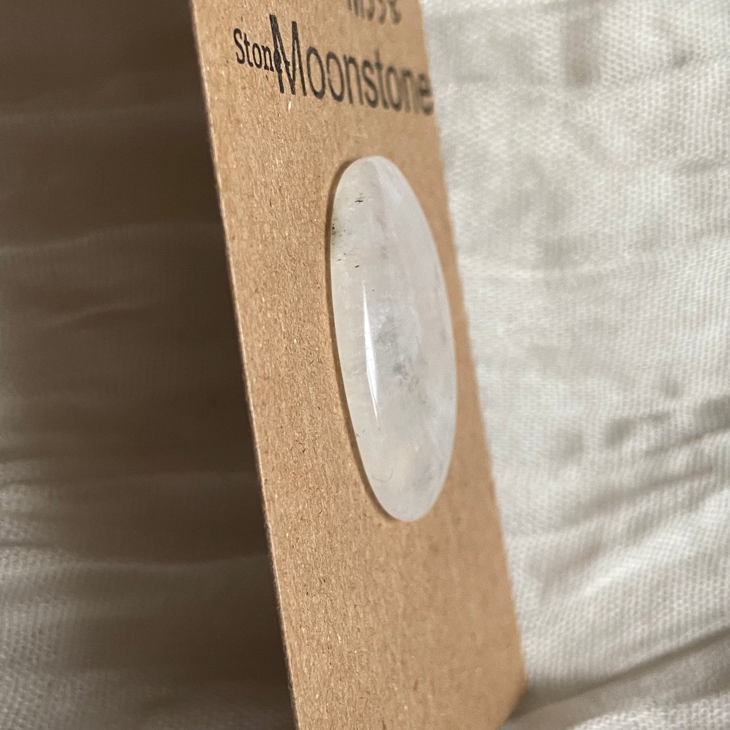 Moonstone cabochon - Ms38 39EFB206-9DAE-4666-8DF9-51EC4731DAAF Brandedandwild.com