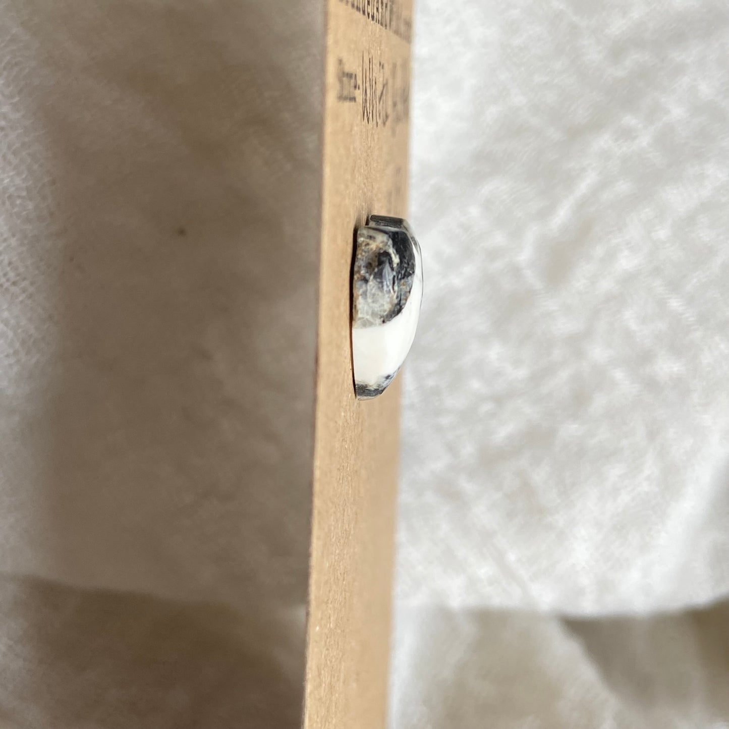 White Buffalo Cabochon - WB33