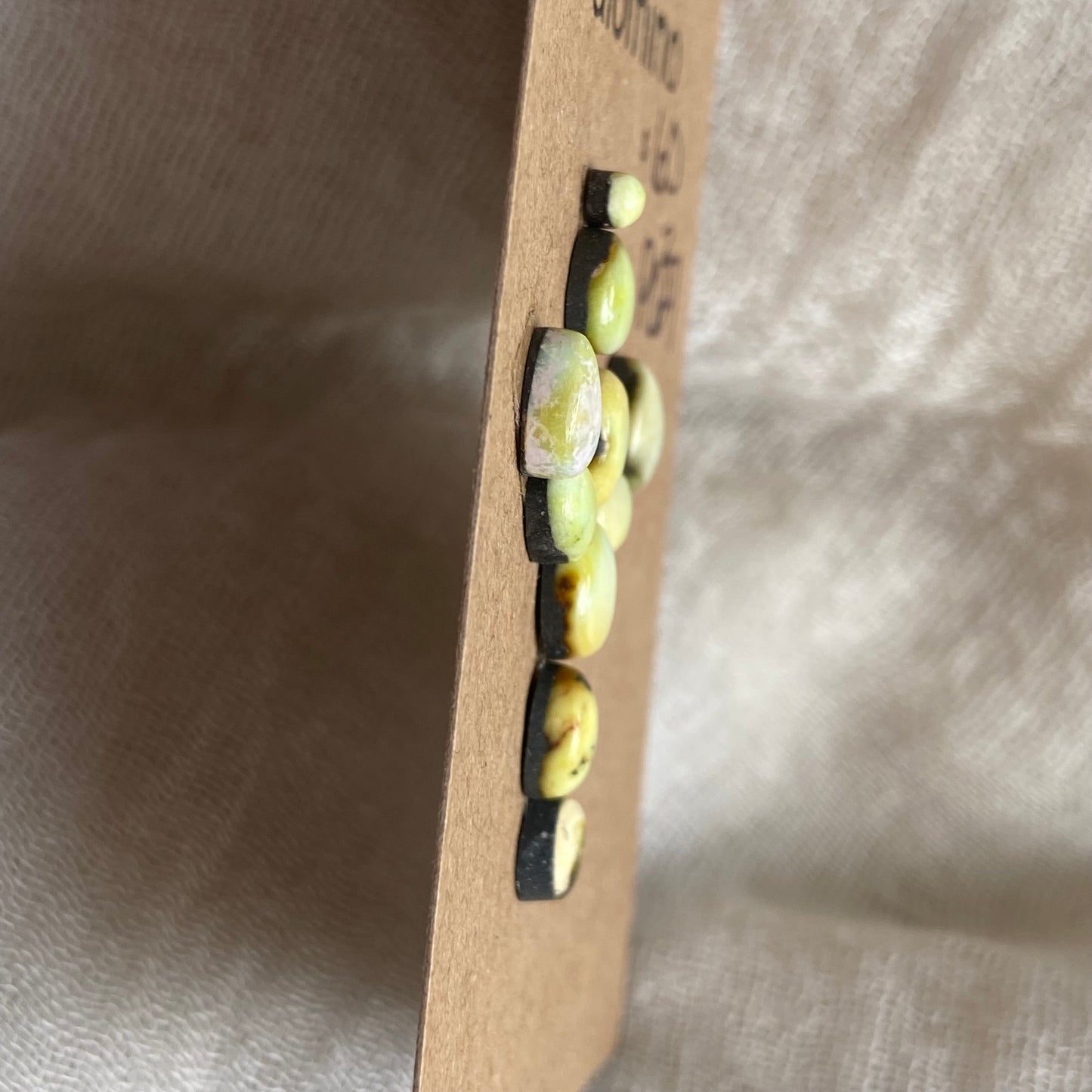 Palomino Cabochon - P037