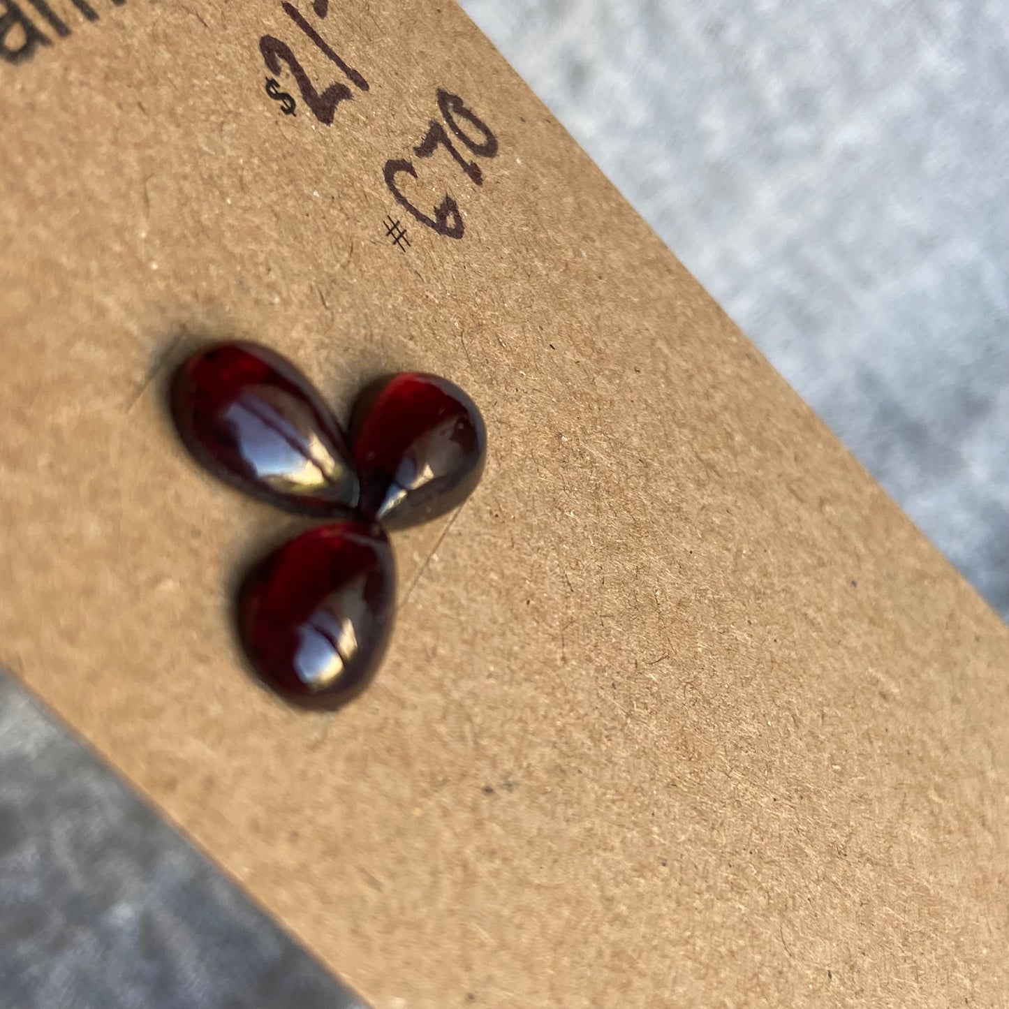 Garnet Cabochon - G70