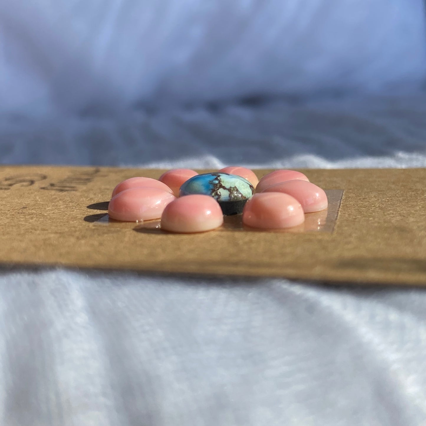 Golden Hill/Pink Conch Cabochon - Mix14