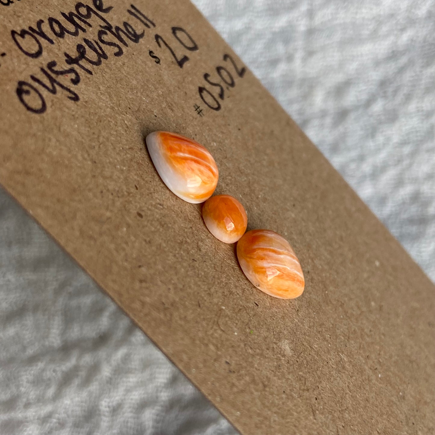 Oystershell Cabochon - OS02