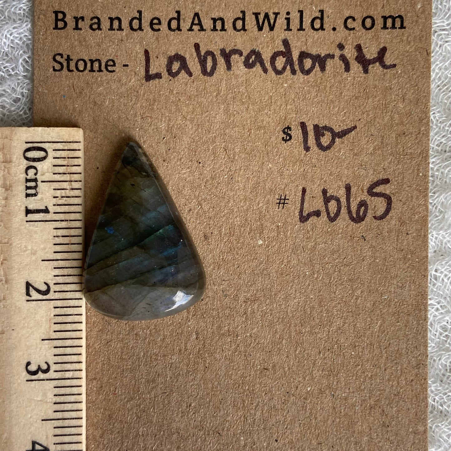 Labradorite Cabochon - L065