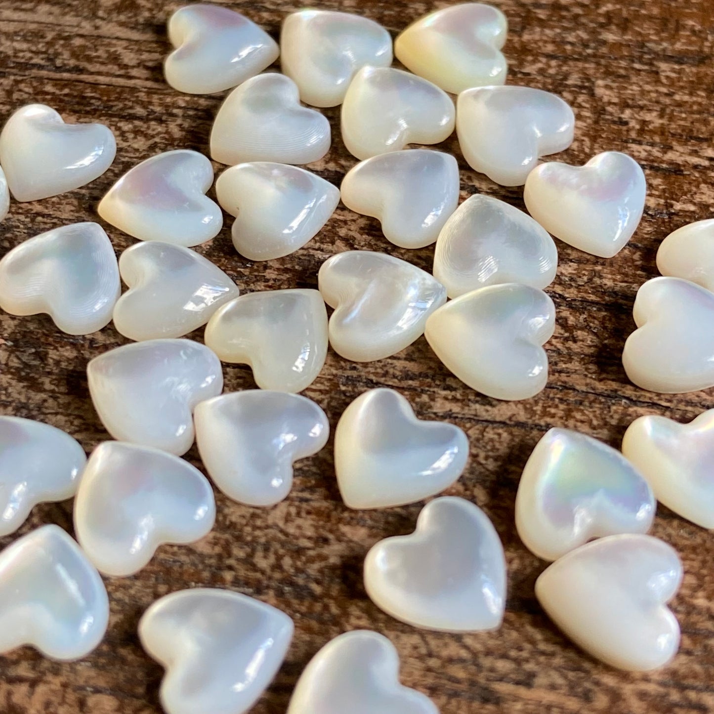 Mother of pearl heart - 10mm