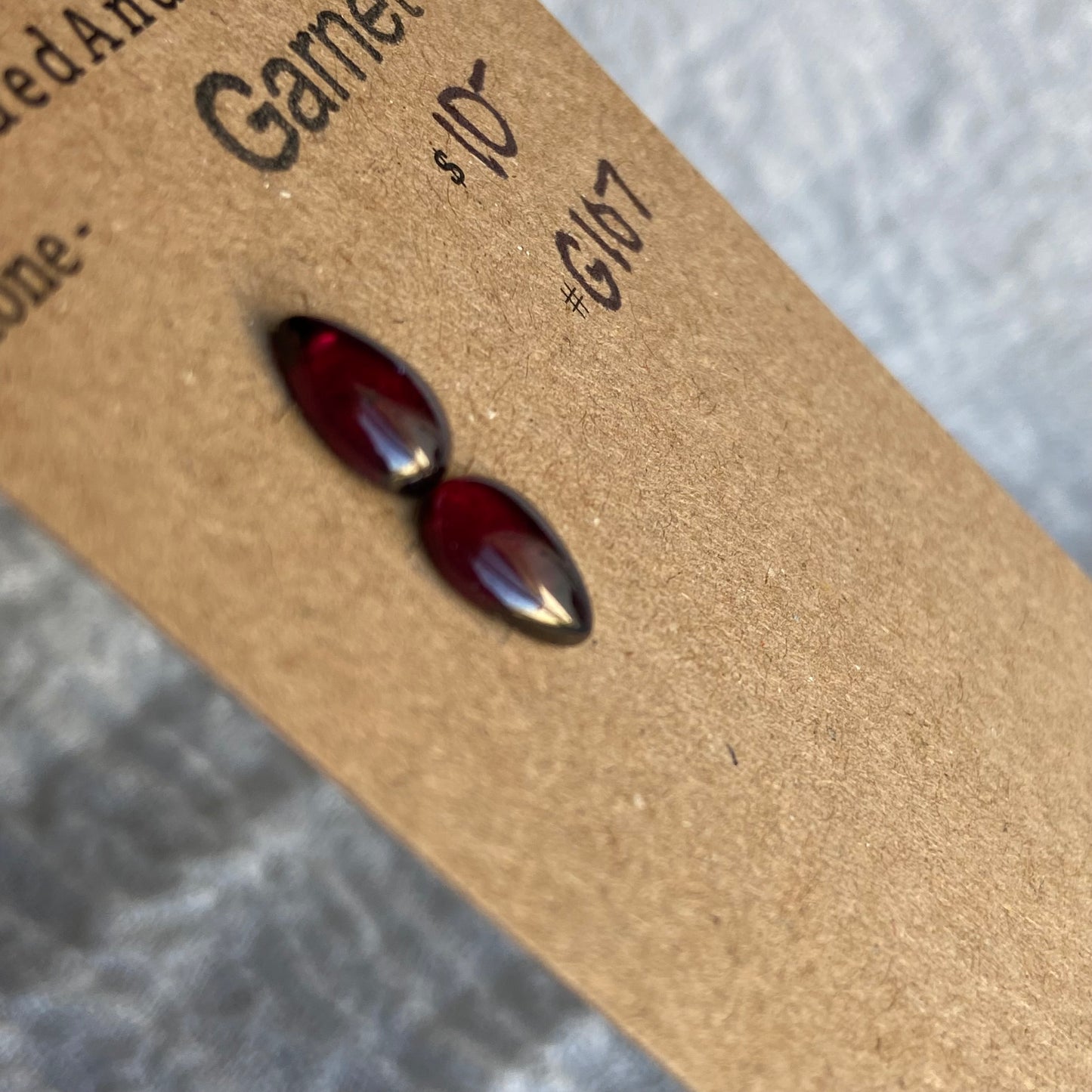Garnet Cabochon - G107