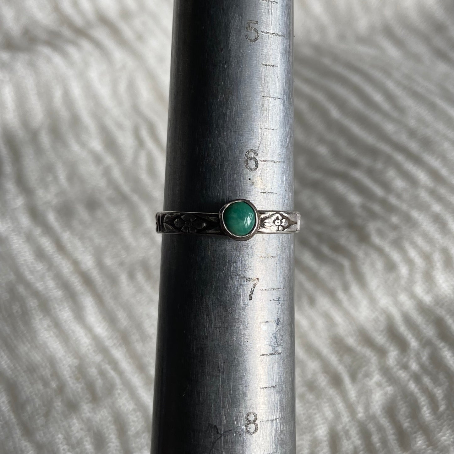 Sterling Silver Ring - R65 Size - 6.5