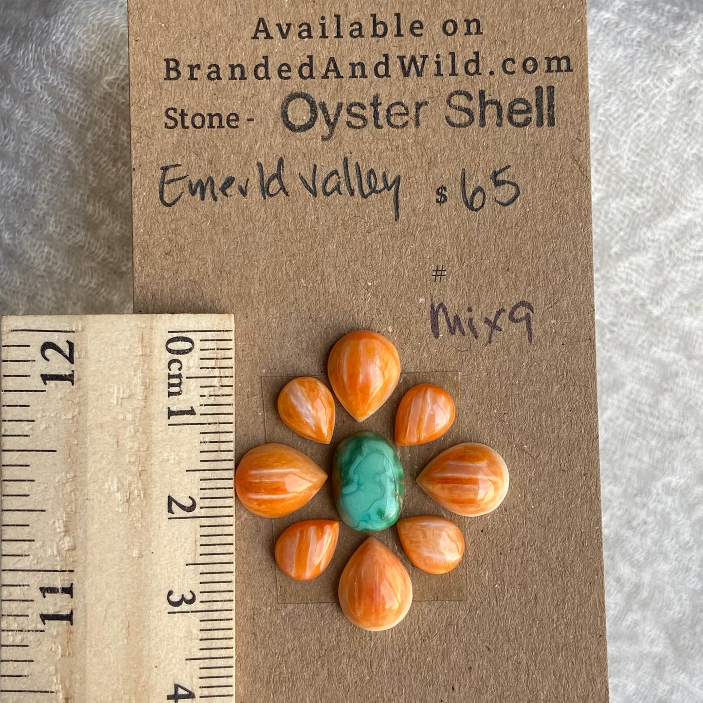 Oyster Shell - Emerald Valley Cabochon - MIX9