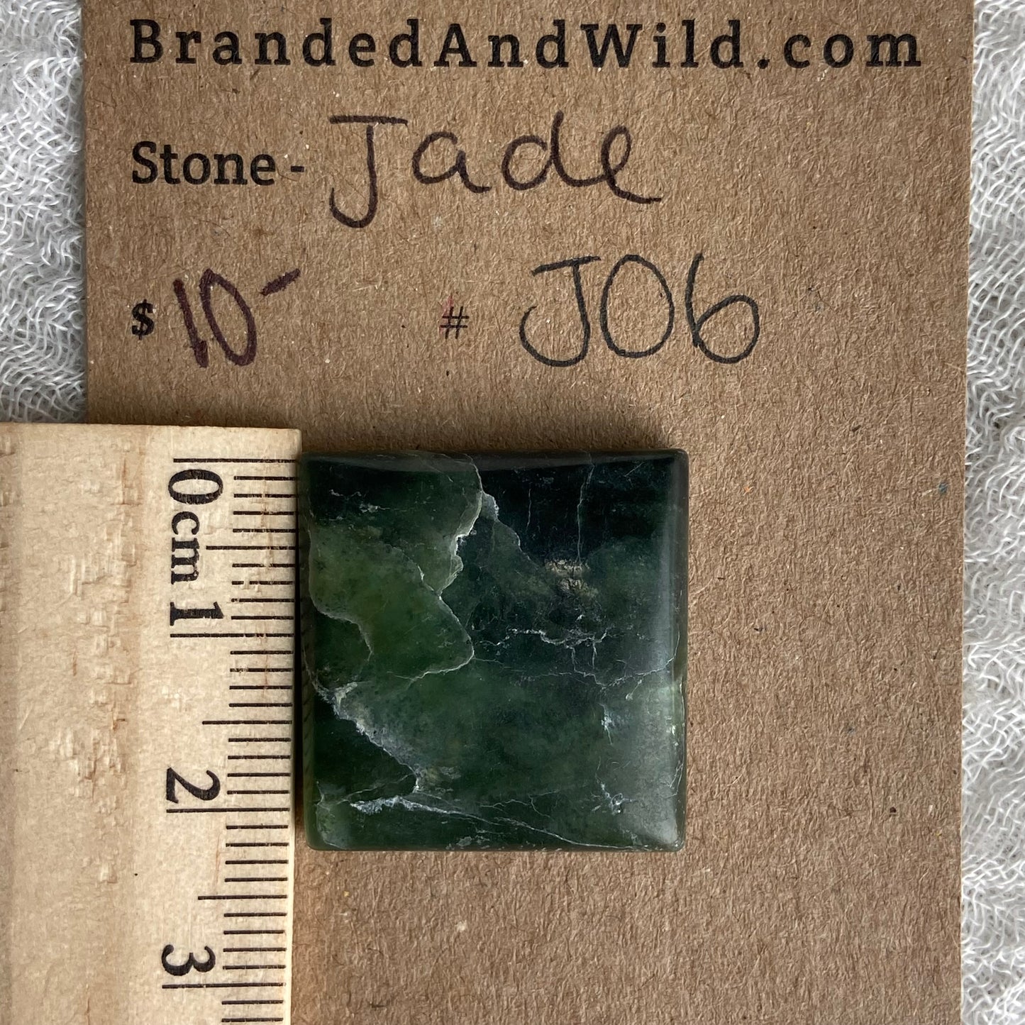 Jade - Cabochon - J06