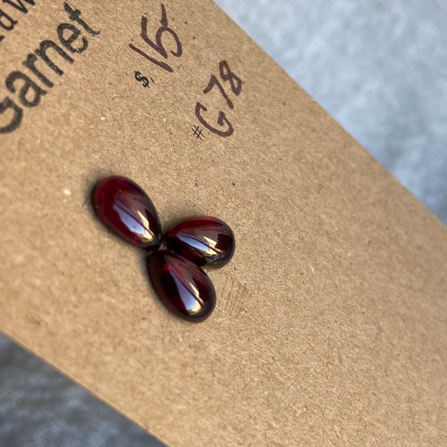 Garnet Cabochon - G78