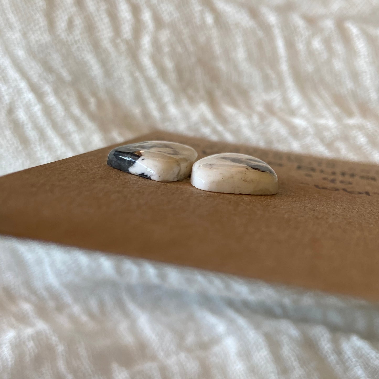 White Buffalo Cabochon - WB17