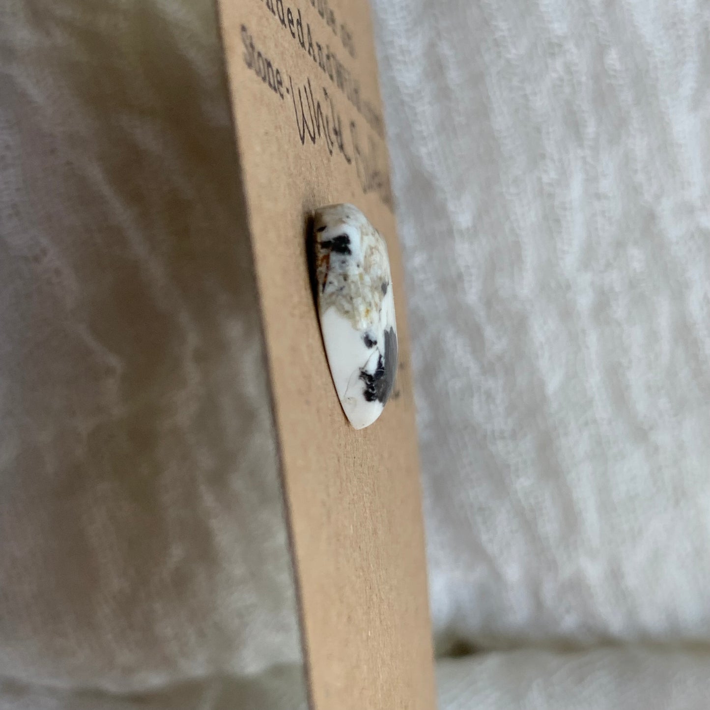 White Buffalo Cabochon - WB41