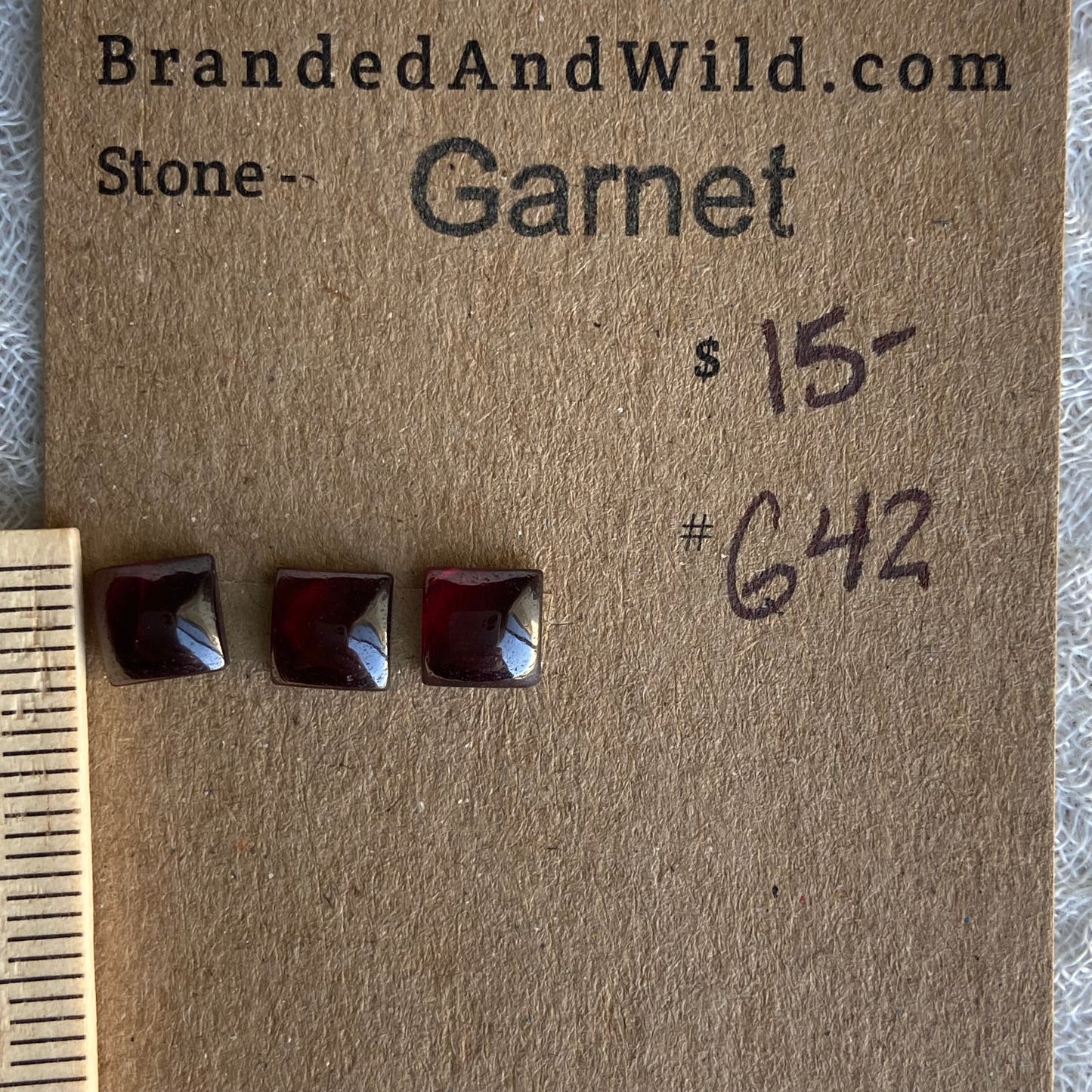 Garnet Cabochon - G42