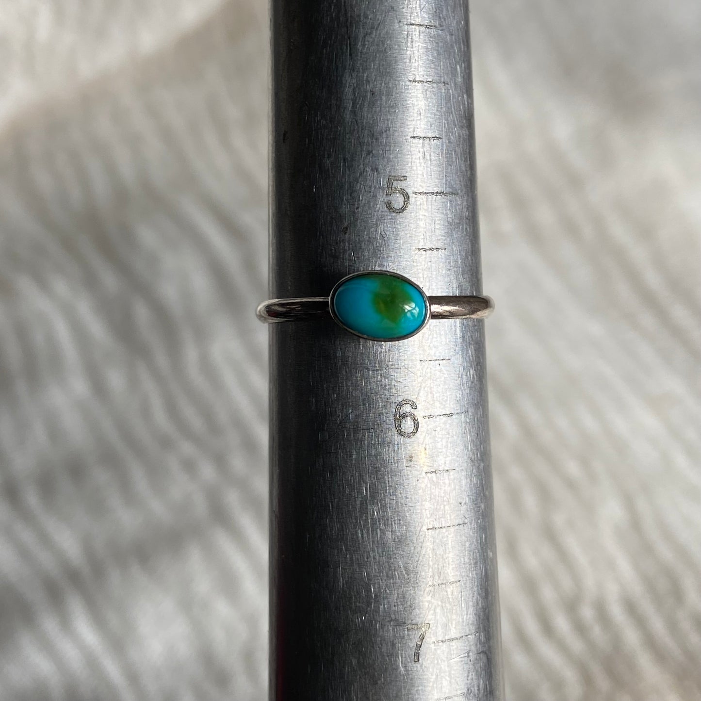 Sterling Silver Ring - R39 Size - 5.5