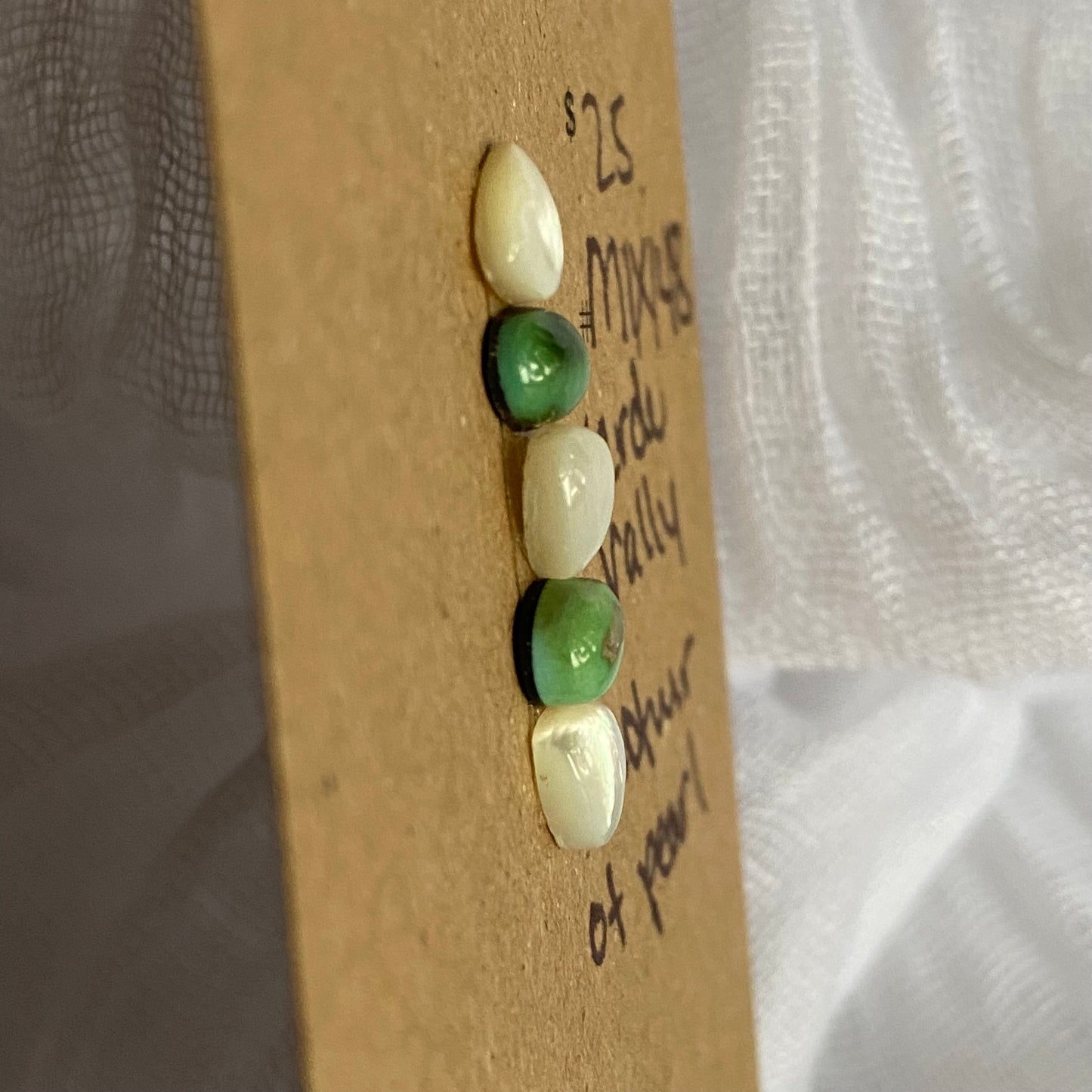 Mother of Pearl / Verde Valley Cabochon - MIX148