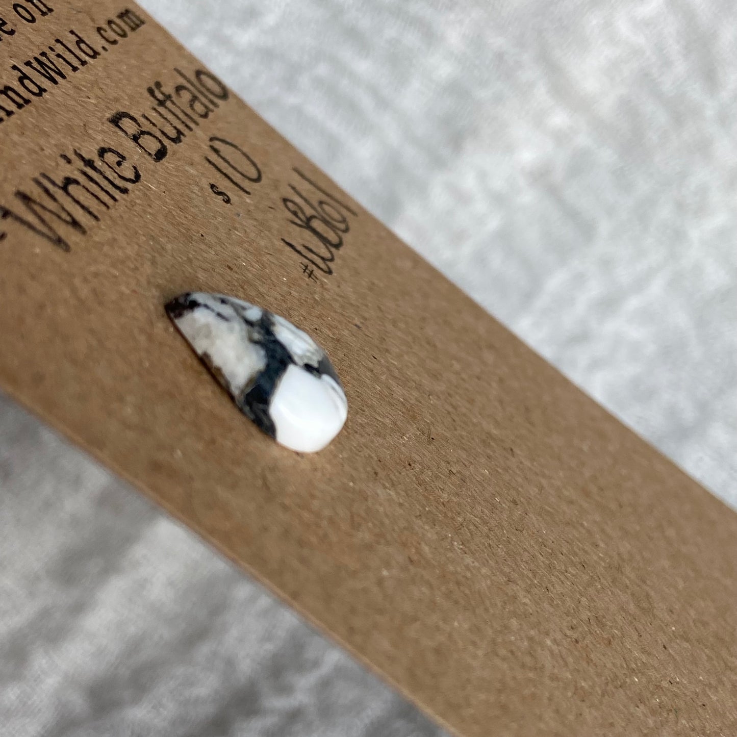 White Buffalo Cabochon - WB61