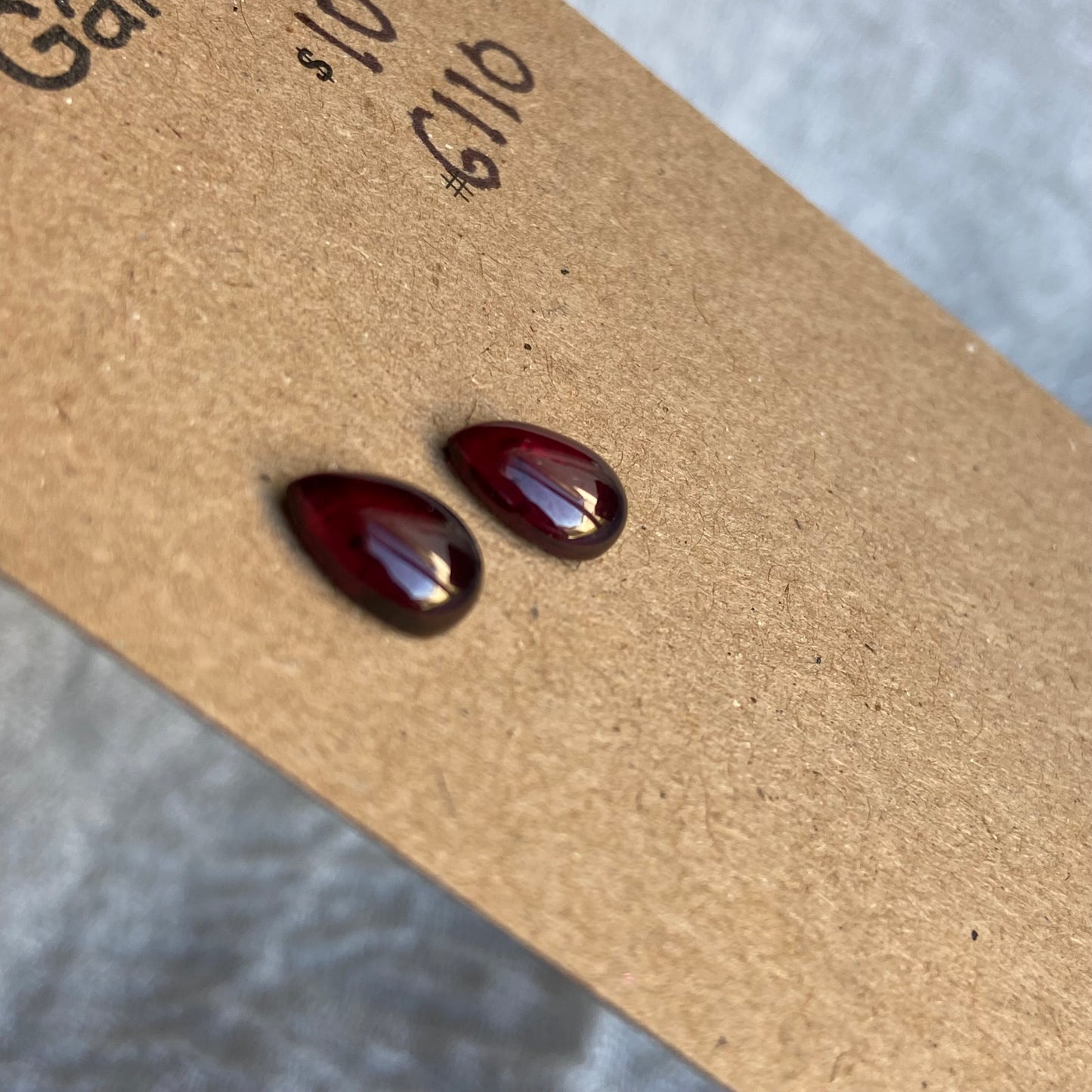Garnet Cabochon - G110