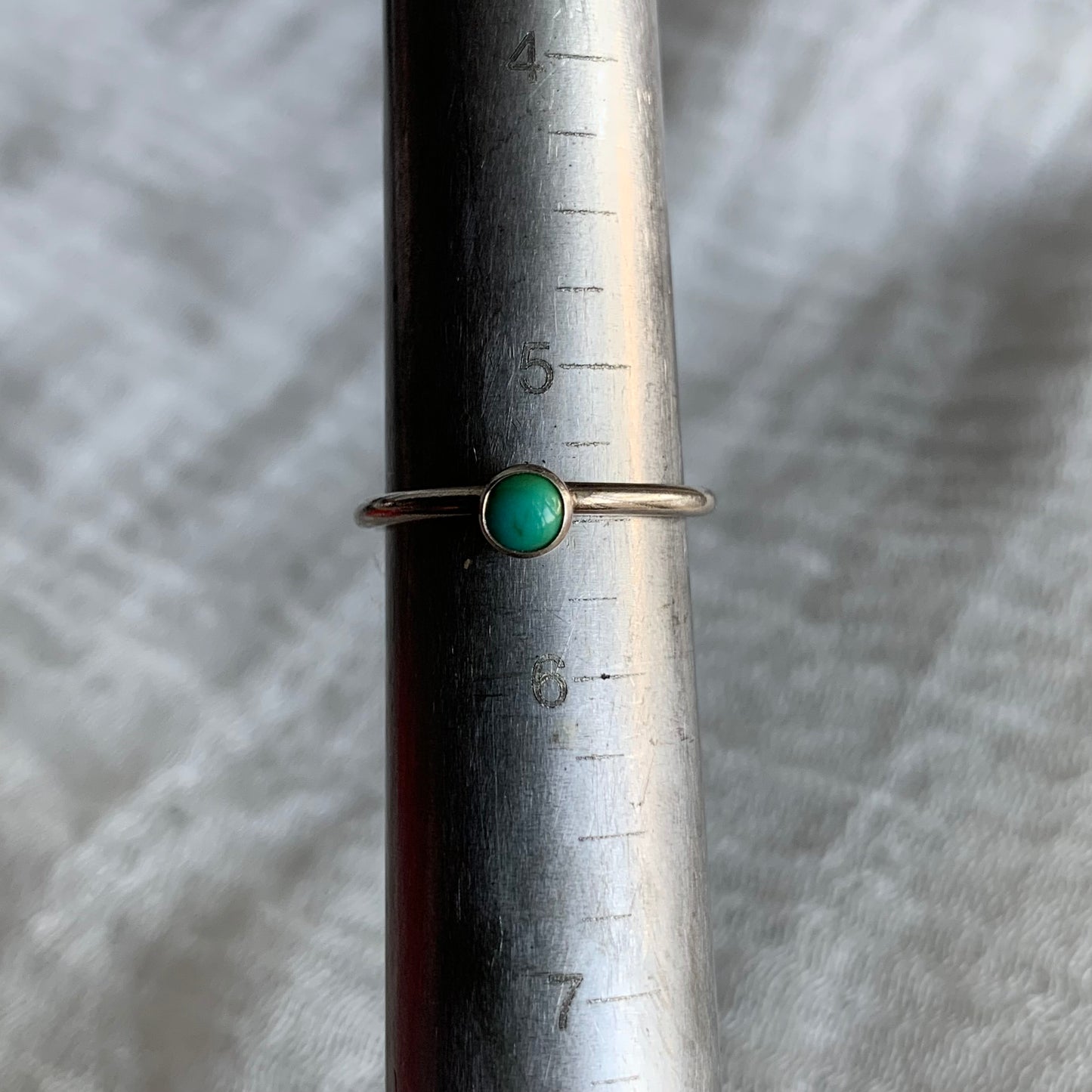 Sterling Silver Ring - R33 Size - 5.5