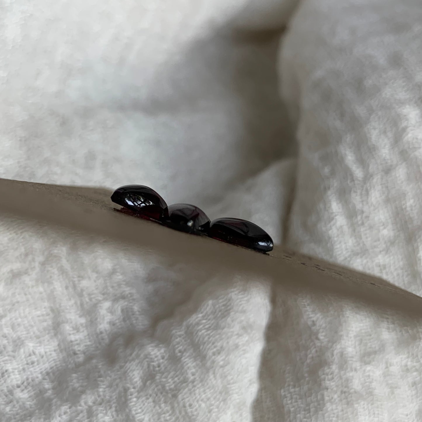 Garnet Cabochon - G17
