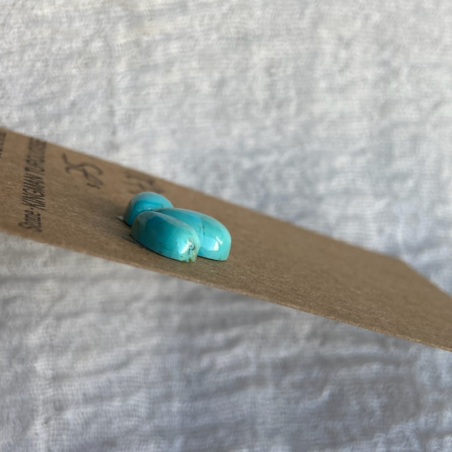 Kingman Cabochon - KT20