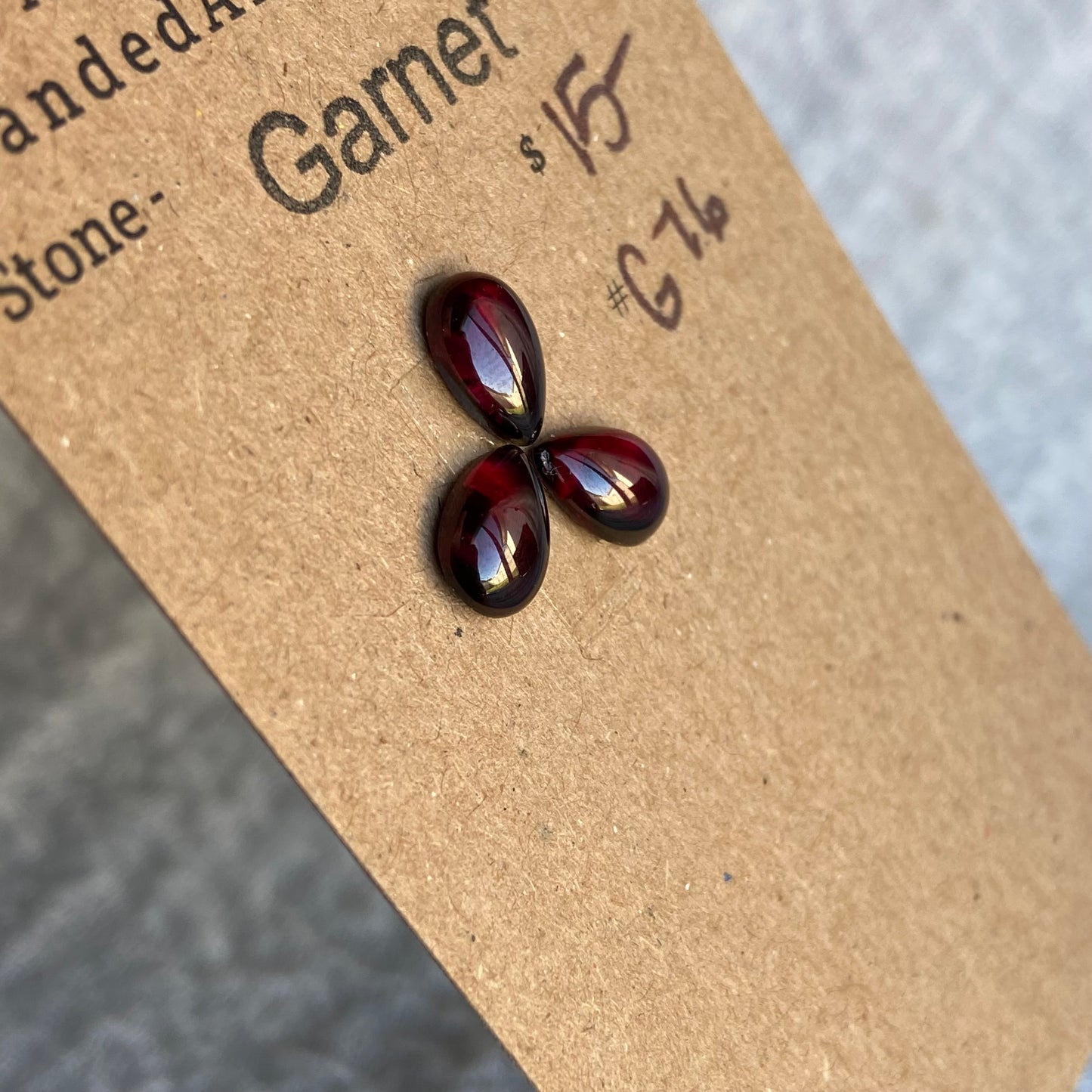 Garnet Cabochon - G76