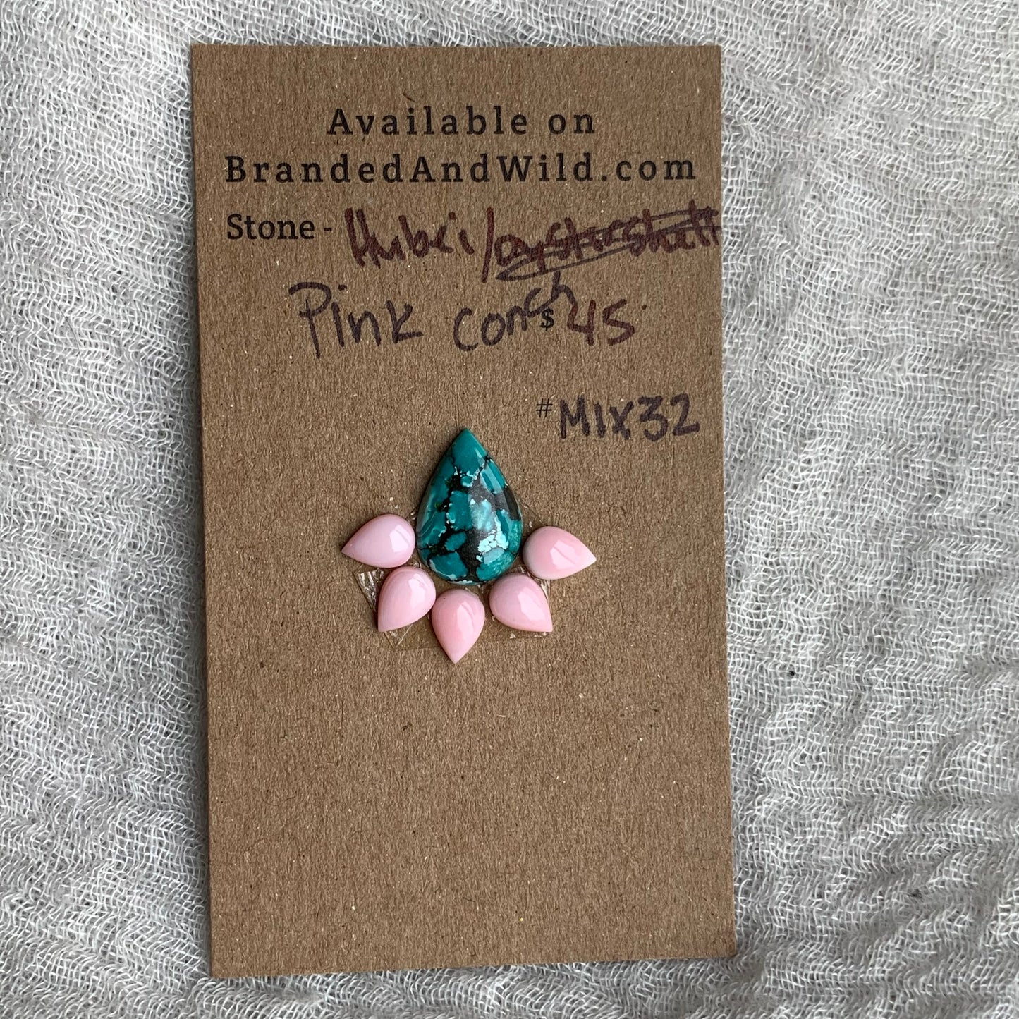 Hubei Turquoise / Pink Conch Cabochon - MIX32