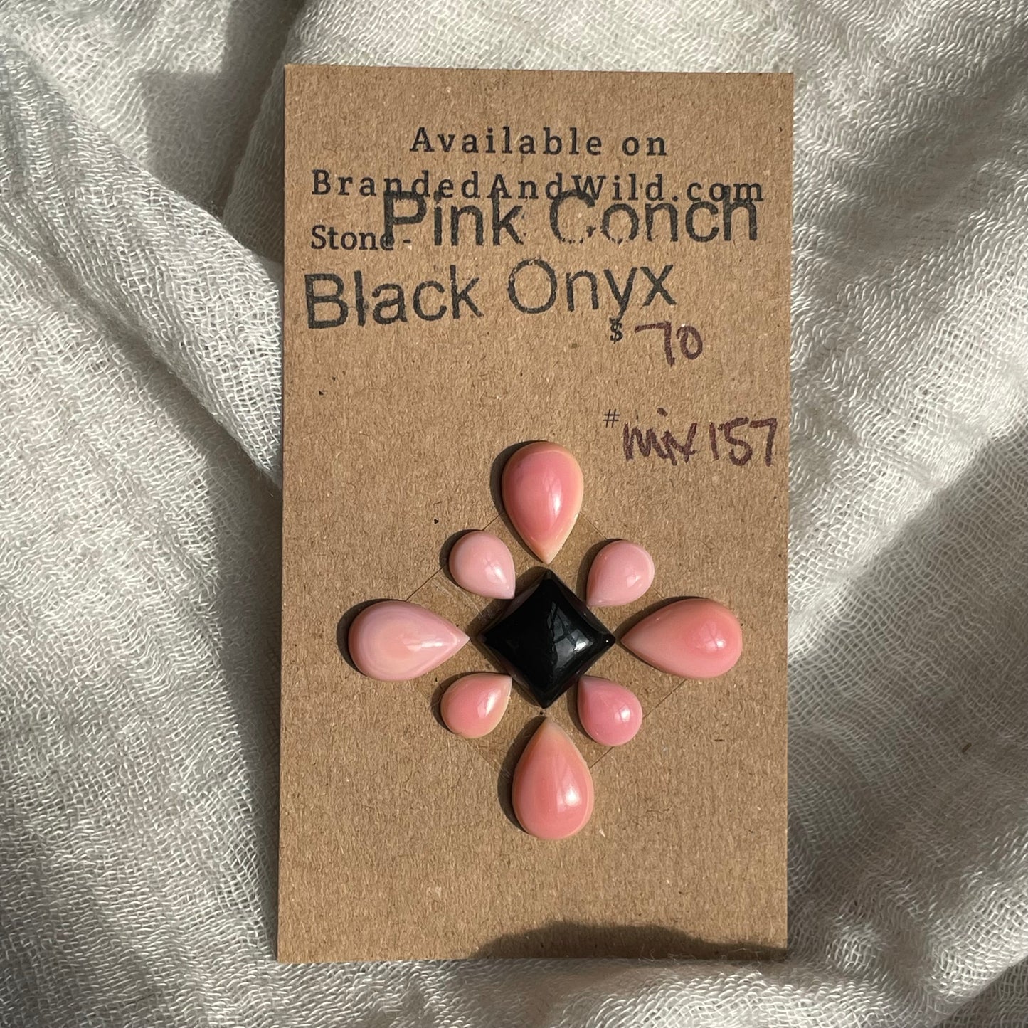 Pink Conch / Black Onyx Cabochon - Mix157