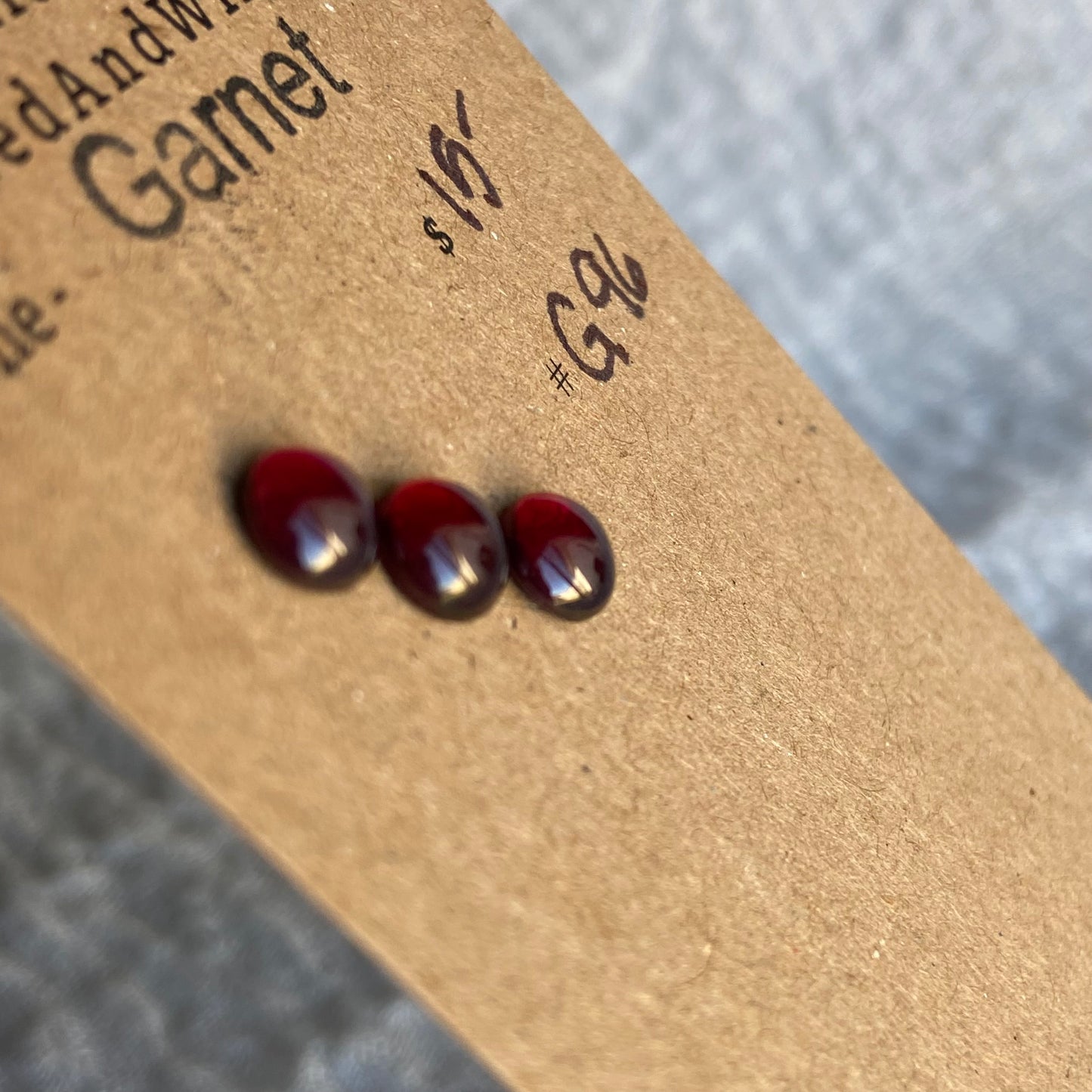 Garnet Cabochon - G96