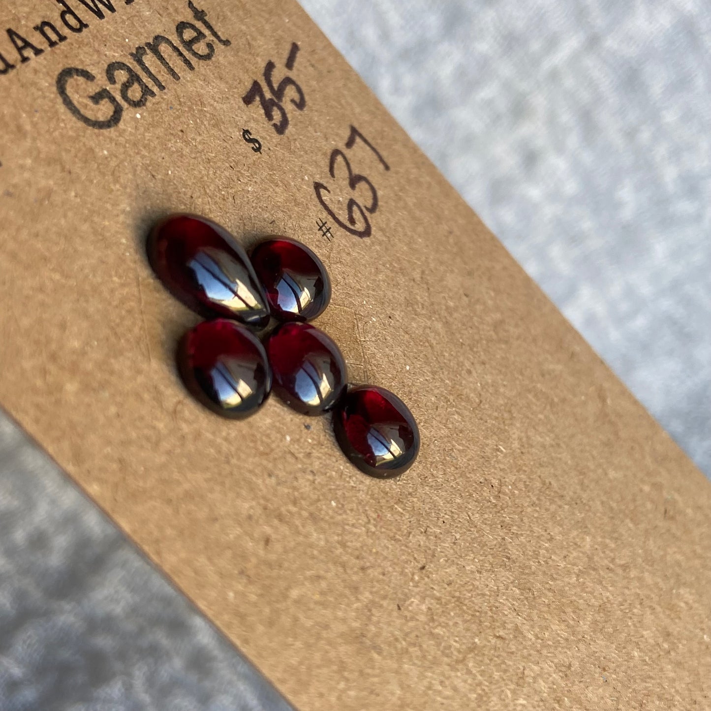 Garnet Cabochon - G37