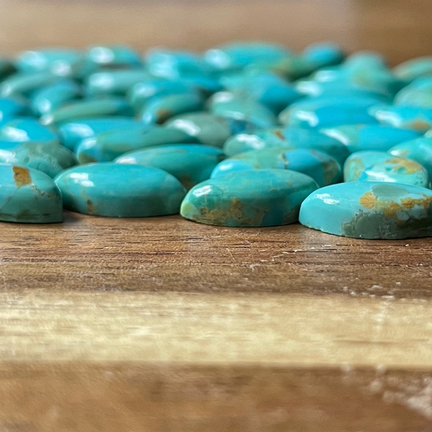 Kingman Turquoise 6x12 mm Marquise