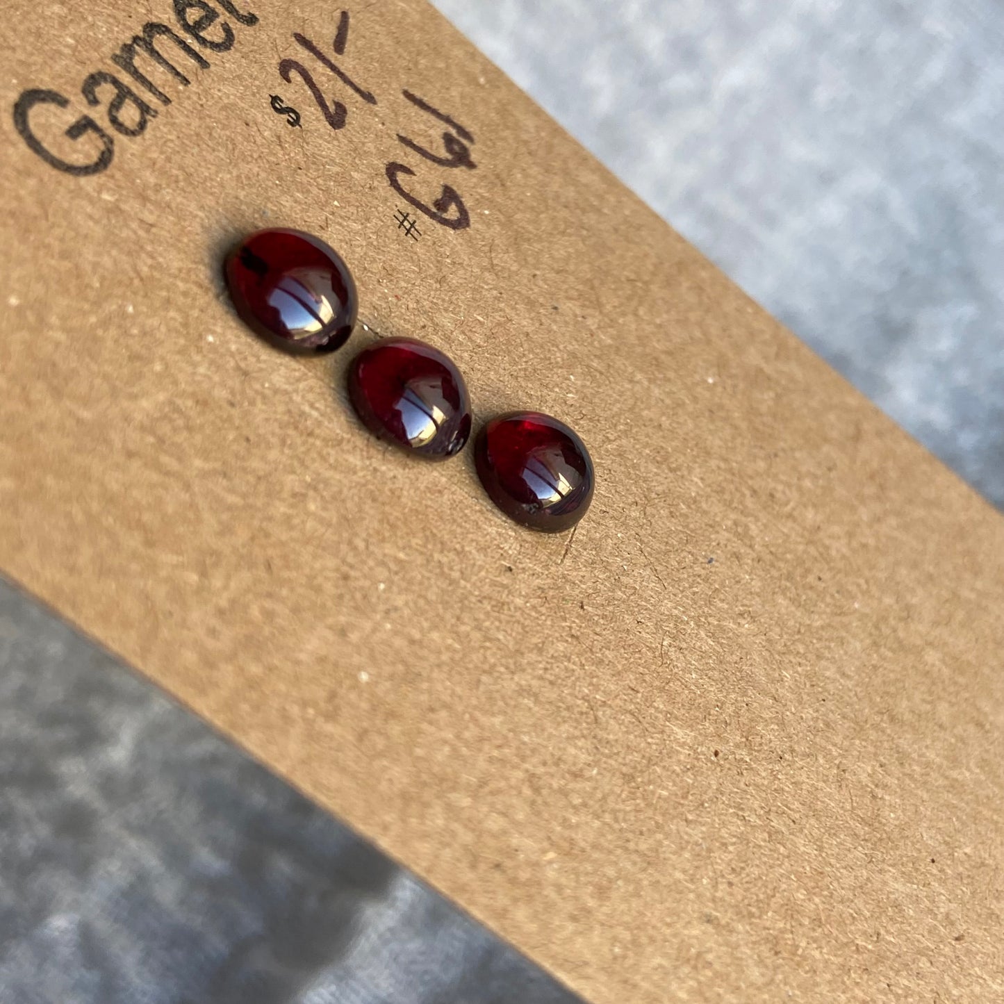 Garnet Cabochon - G61