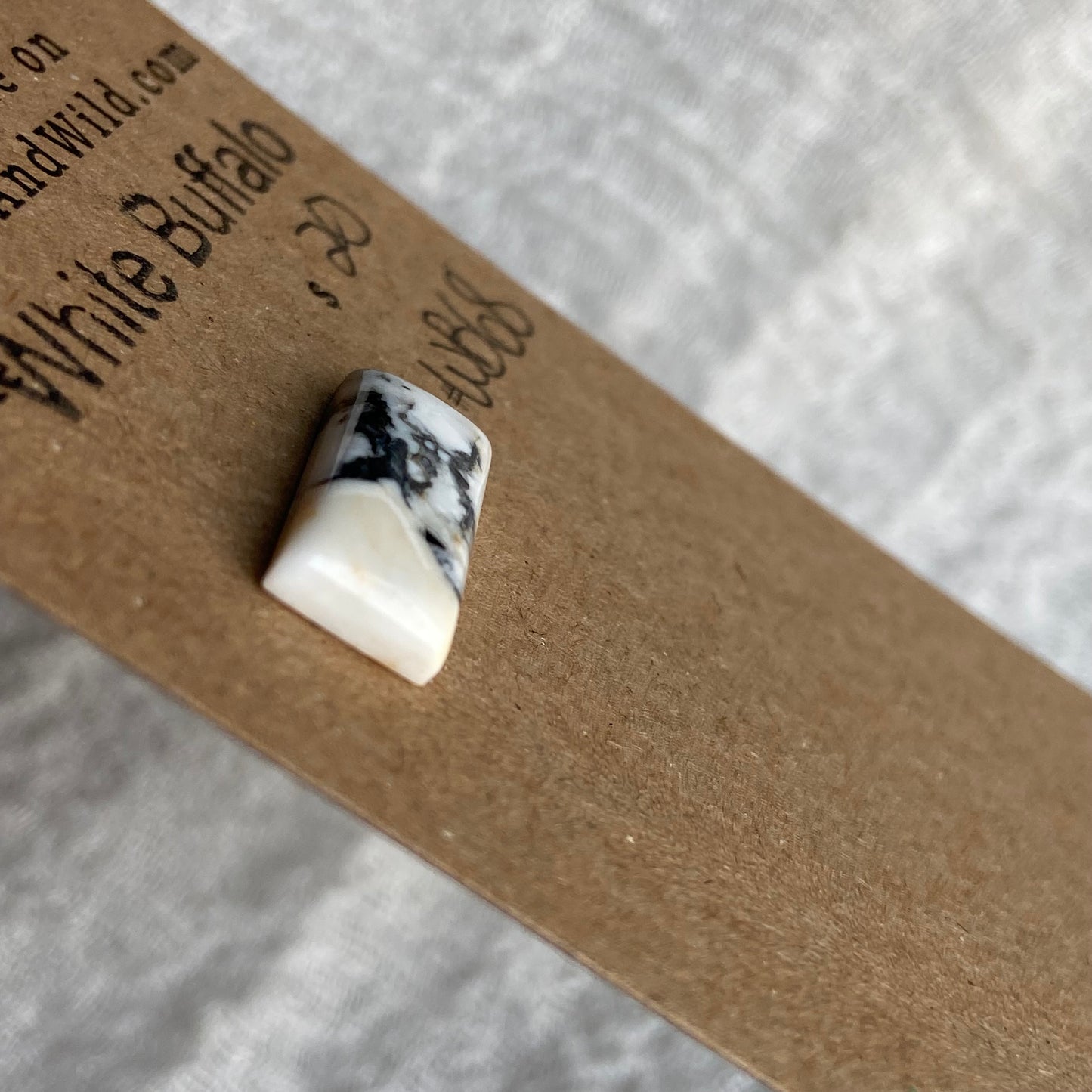 White Buffalo Cabochon - WB68