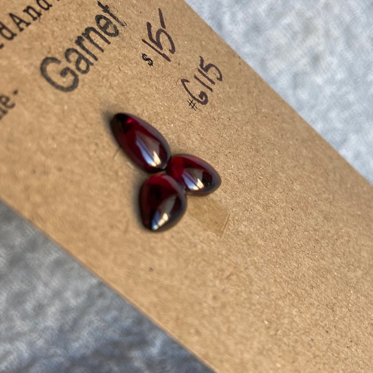 Garnet Cabochon - G115