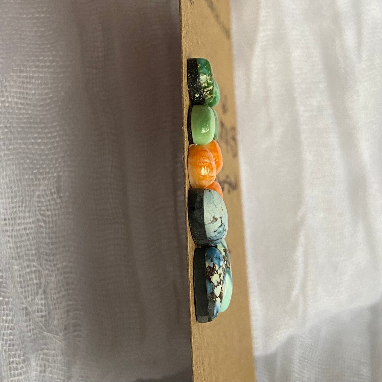 Oystershell / Verde Valley / Golden Hill Cabochon - MIX138