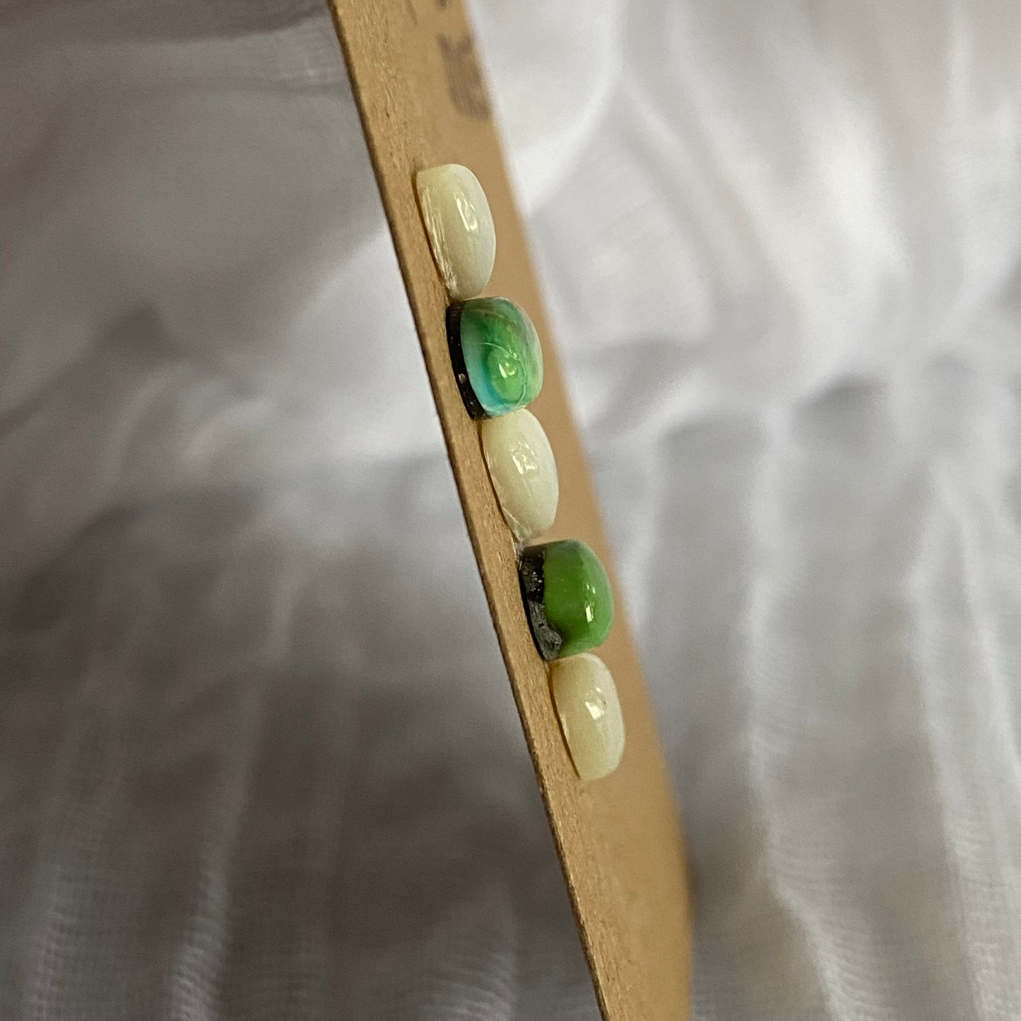 Mother of Pearl / Verde Valley Cabochon - MIX155