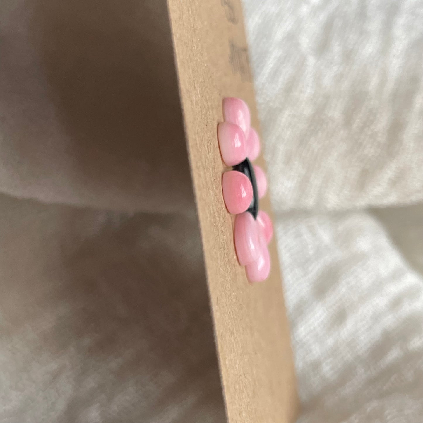 Black Onyx / Pink Conch Cabochon - MIX179 D090472A-3418-4544-9B1F-0457F2C635C1 Brandedandwild.com