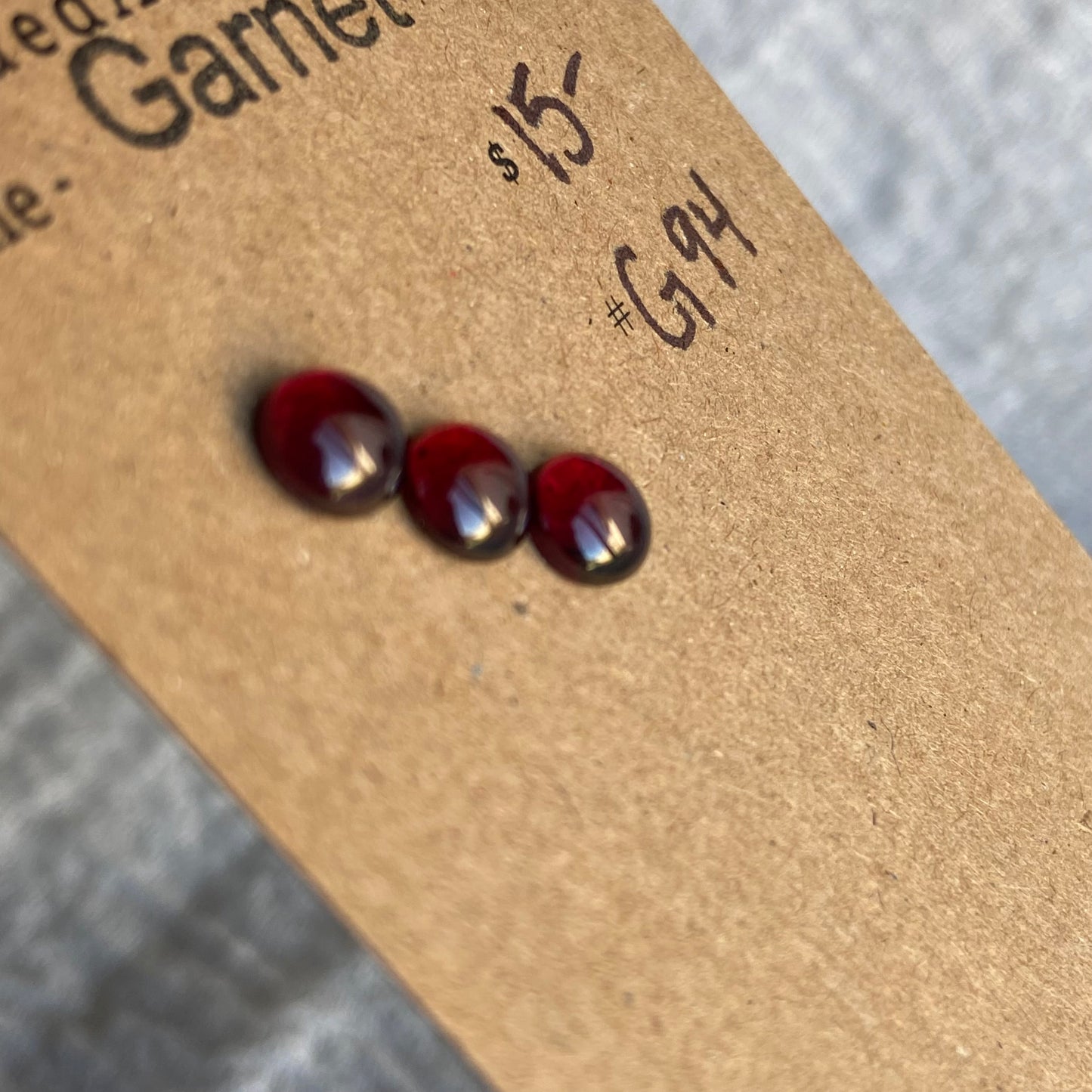 Garnet Cabochon - G94