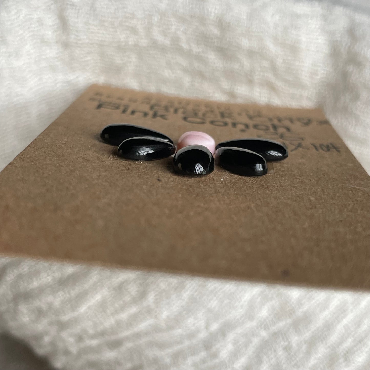 Black Onyx / Pink Conch Cabochon - MIX104 DDEA97EA-1AEE-46AC-8A15-C57575A4A0D3 Brandedandwild.com