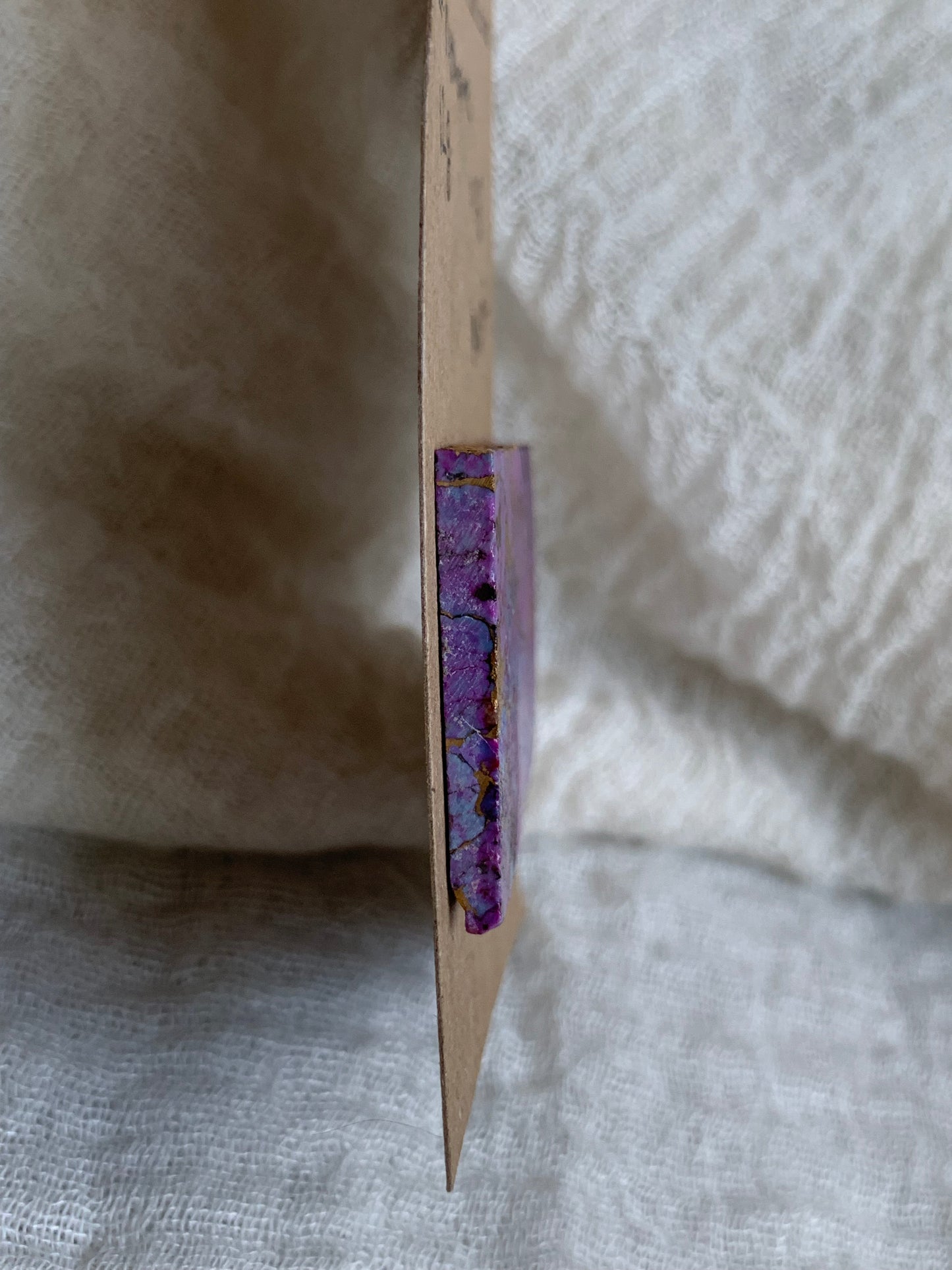 Mohave rough Cabochon - MR02